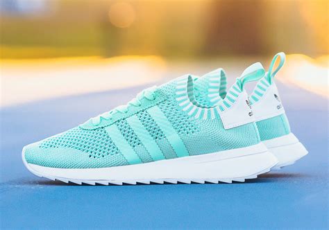 adidas Flashback Primeknit W 